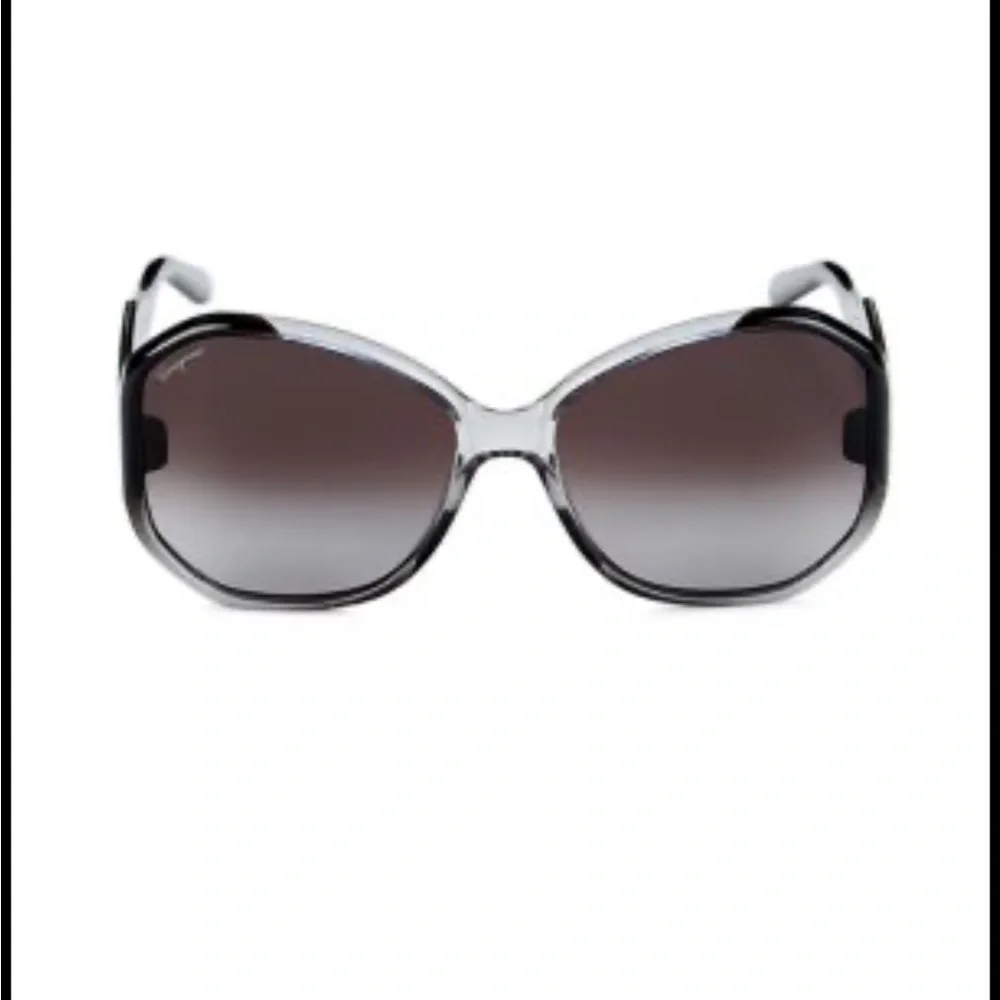 Salvatore Ferragamo ferragamo round